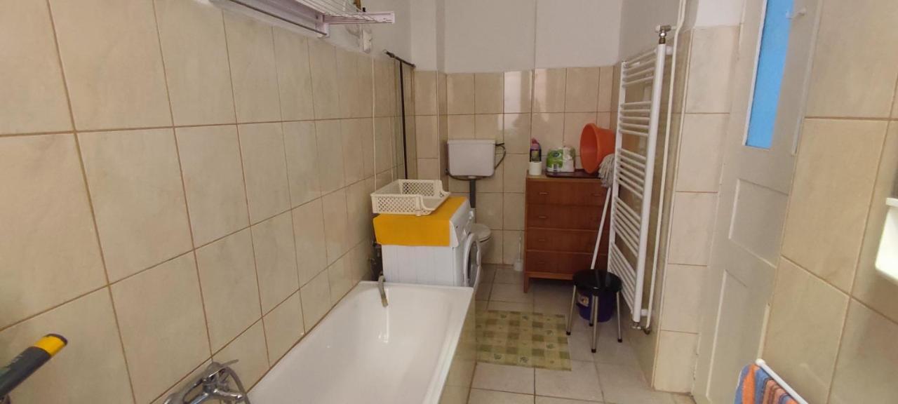 Julia Apartman. Budapest Exterior photo